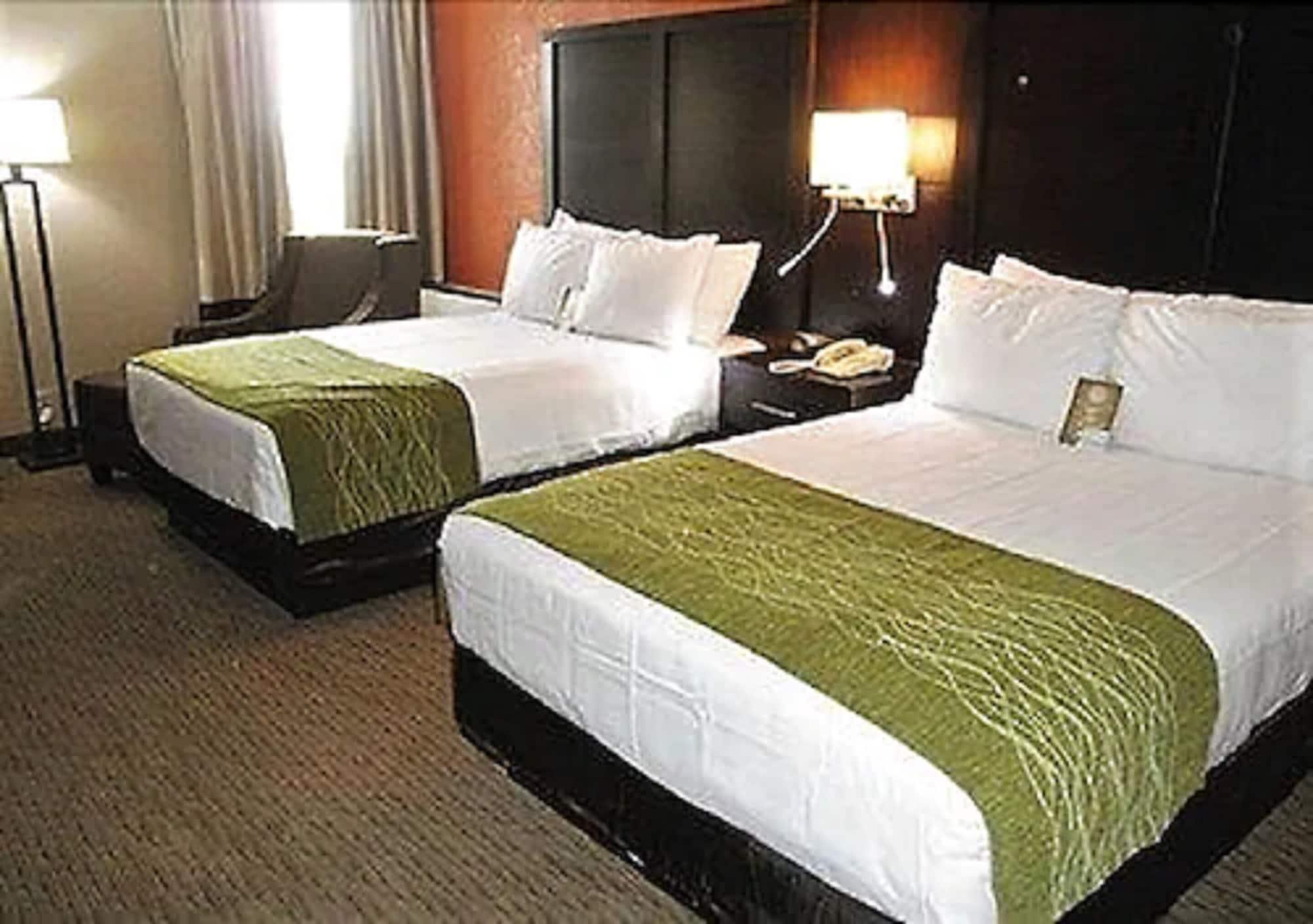 Comfort Inn&Suites Evansville Airport Extérieur photo