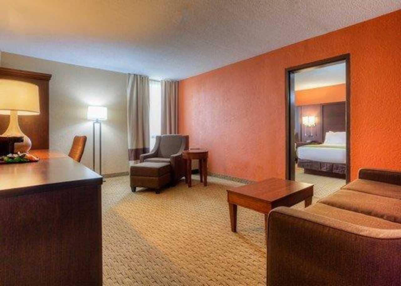 Comfort Inn&Suites Evansville Airport Extérieur photo
