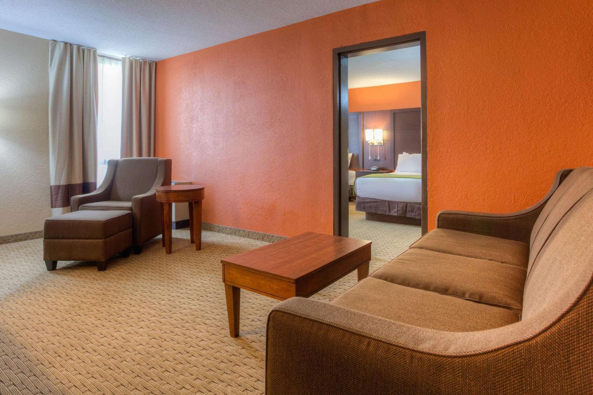 Comfort Inn&Suites Evansville Airport Extérieur photo